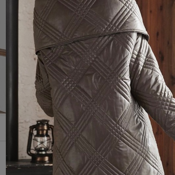 Jacket - Picture 5 of 6